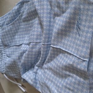 Jacquard pintuck pale blue shorts